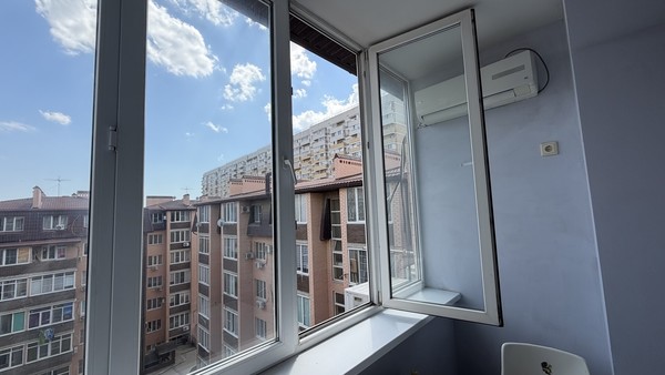 Продам однокомнатную (1-комн.) квартиру, Агрохимическая ул, 134, Краснодар г