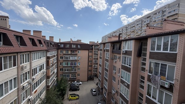Продам однокомнатную (1-комн.) квартиру, Агрохимическая ул, 134, Краснодар г