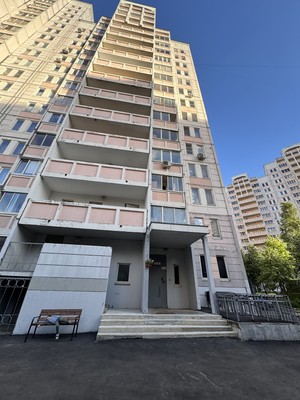 Продам однокомнатную (1-комн.) квартиру, Вилора Трифонова ул, 7, Красногорск г