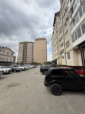Продам двухкомнатную (2-комн.) квартиру, Атажукина ул, 14, Нальчик г