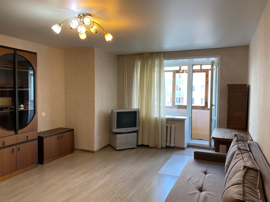 Продам двухкомнатную (2-комн.) квартиру, Высоковольтная ул, 14, Рязань г
