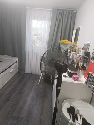 Продам двухкомнатную (2-комн.) квартиру, Боковой пер, 13, Симферополь г