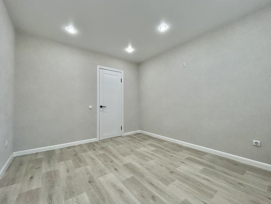 Продам трехкомнатную (3-комн.) квартиру, Карпинского ул, 32, Пенза г