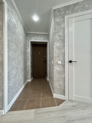 Продам трехкомнатную (3-комн.) квартиру, Карпинского ул, 32, Пенза г