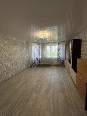 Продам трехкомнатную (3-комн.) квартиру, Земская ул, 21, Чехов г