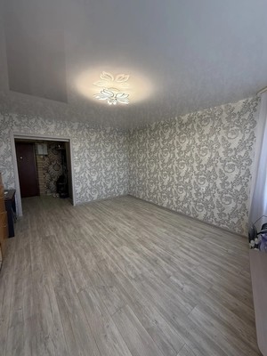 Продам трехкомнатную (3-комн.) квартиру, Земская ул, 21, Чехов г