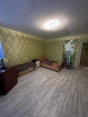 Продам трехкомнатную (3-комн.) квартиру, Земская ул, 21, Чехов г