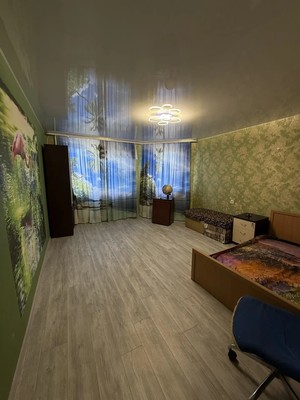 Продам трехкомнатную (3-комн.) квартиру, Земская ул, 21, Чехов г