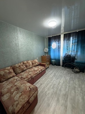 Продам трехкомнатную (3-комн.) квартиру, Земская ул, 21, Чехов г