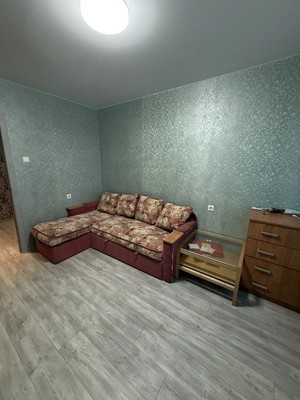Продам трехкомнатную (3-комн.) квартиру, Земская ул, 21, Чехов г