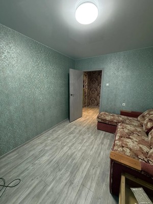 Продам трехкомнатную (3-комн.) квартиру, Земская ул, 21, Чехов г