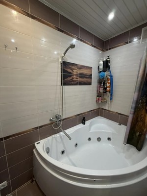 Продам трехкомнатную (3-комн.) квартиру, Земская ул, 21, Чехов г