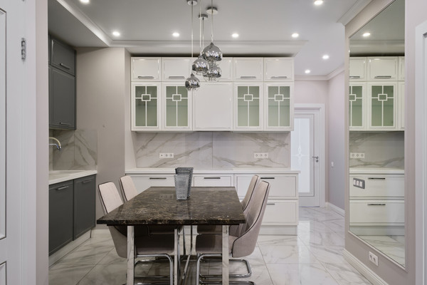 Продам трехкомнатную (3-комн.) квартиру, Рябиновая ул, 3к3, Москва г