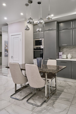 Продам трехкомнатную (3-комн.) квартиру, Рябиновая ул, 3к3, Москва г