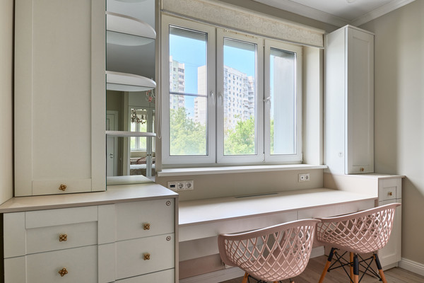 Продам трехкомнатную (3-комн.) квартиру, Рябиновая ул, 3к3, Москва г