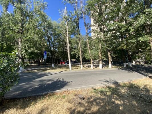 Продам комнату в 17-комн. квартире, Коммунистический пр-кт, 35, Ростов-на-Дону г