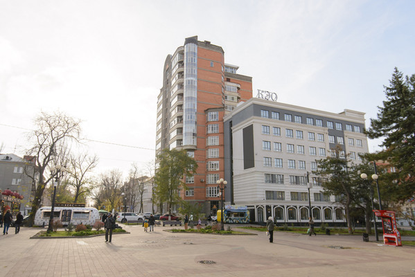 Продам многокомнатную квартиру, Университетский пер, 95к154, Ростов-на-Дону г