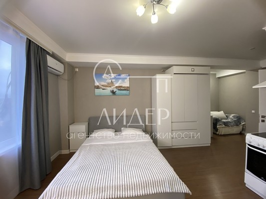 Продам однокомнатную (1-комн.) квартиру, Цюрупы (Центральный р-н) ул, 34, Сочи г