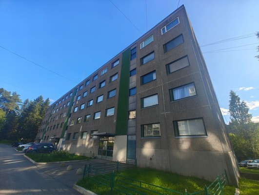 Продам трехкомнатную (3-комн.) квартиру, Мира ул, 18, Костомукша г