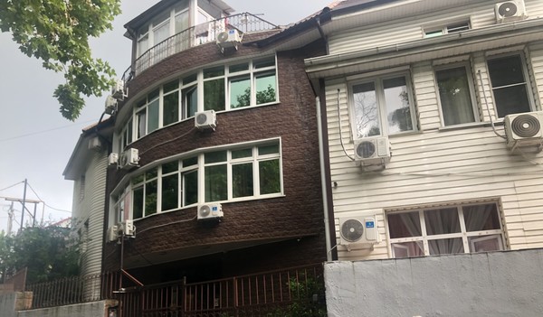 Продам однокомнатную (1-комн.) квартиру, Дмитриевой (Хостинский р-н) ул, 32б, Сочи г
