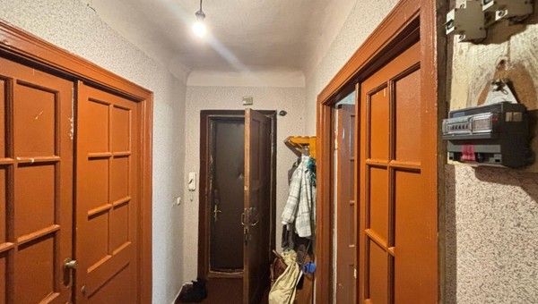 Продам многокомнатную квартиру, Кутузова ул, 5, Смоленск г