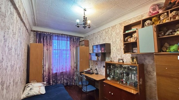 Продам многокомнатную квартиру, Кутузова ул, 5, Смоленск г