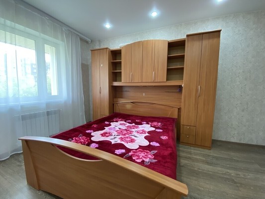 Продам двухкомнатную (2-комн.) квартиру, Югорская ул, 14к6, Ханты-Мансийск г
