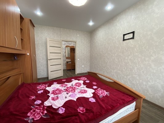 Продам двухкомнатную (2-комн.) квартиру, Югорская ул, 14к6, Ханты-Мансийск г