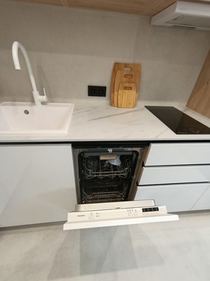 Продам однокомнатную (1-комн.) квартиру, Космонавта Леонова ул, 47, Калининград г