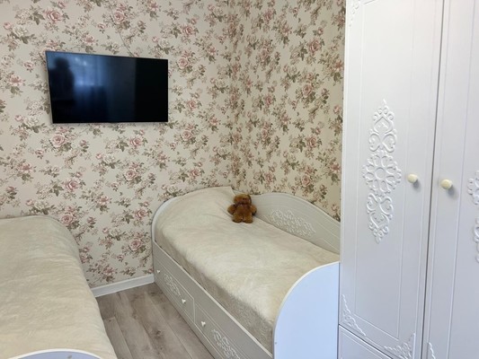 Продам двухкомнатную (2-комн.) квартиру, Гагарина (Центральный р-н) ул, 46, Сочи г