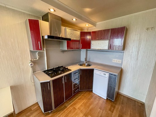 Продам двухкомнатную (2-комн.) квартиру, 1-й Микрорайон ул, 1, Эльбан рп