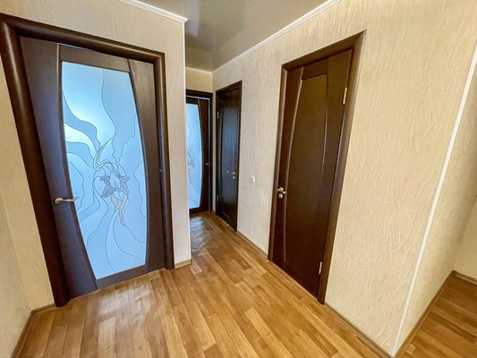 Продам двухкомнатную (2-комн.) квартиру, 1-й Микрорайон ул, 1, Эльбан рп