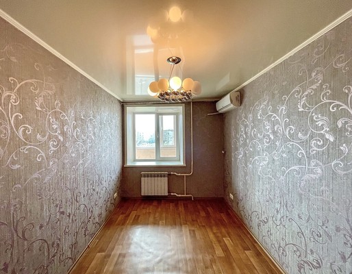 Продам двухкомнатную (2-комн.) квартиру, 1-й Микрорайон ул, 1, Эльбан рп
