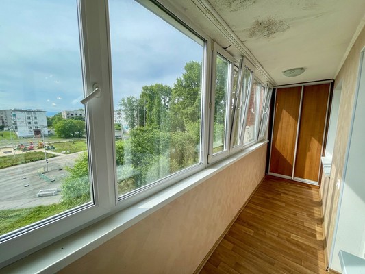 Продам двухкомнатную (2-комн.) квартиру, 1-й Микрорайон ул, 1, Эльбан рп
