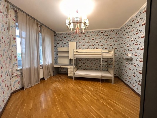 Продам двухкомнатную (2-комн.) квартиру, Мира ул, 6, Юрово д