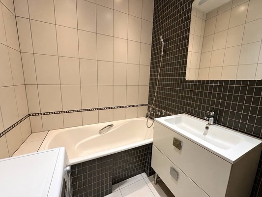 Продам двухкомнатную (2-комн.) квартиру, Мира ул, 6, Юрово д
