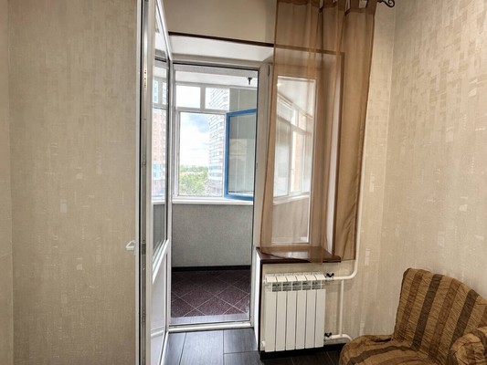 Продам двухкомнатную (2-комн.) квартиру, Мира ул, 6, Юрово д