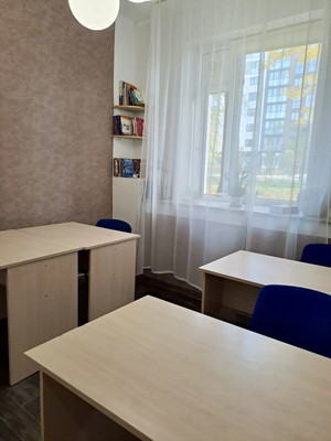 Продам коммерческое помещение 94 м2, Уральская ул, 2-16, Калининград г