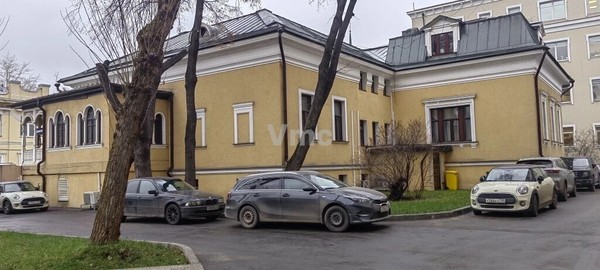 Сдам коммерческое помещение 1 351 м2, Большая Ордынка ул, 38 1, Москва г