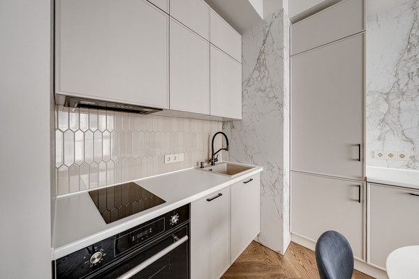 Продам однокомнатную (1-комн.) квартиру, Стремянный пер, 2, Москва г