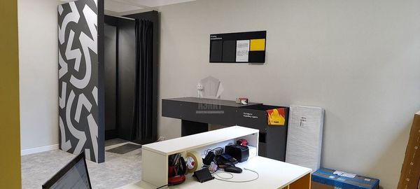 Продам коммерческое помещение 1 537,3 м2, Севастопольский пр-кт, 37, Москва г