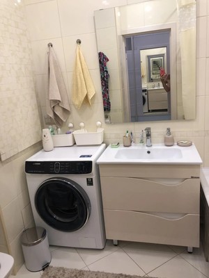 Продам однокомнатную (1-комн.) квартиру, Дмитриева ул, 34, Балашиха г