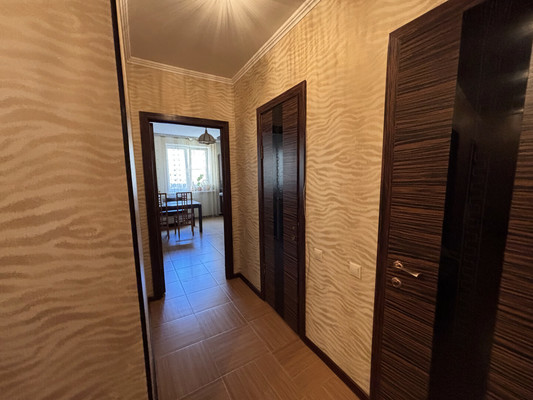 Продам трехкомнатную (3-комн.) квартиру, Калинина ул, 2, Ступино г