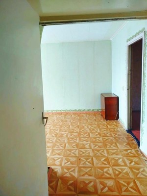 Продам трехкомнатную (3-комн.) квартиру, Красноармейская ул, 4, Тихвин г