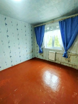 Продам трехкомнатную (3-комн.) квартиру, Красноармейская ул, 4, Тихвин г