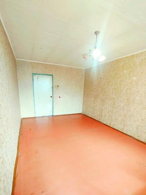 Продам трехкомнатную (3-комн.) квартиру, Красноармейская ул, 4, Тихвин г