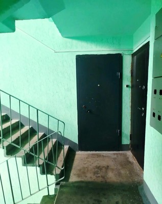 Продам трехкомнатную (3-комн.) квартиру, Красноармейская ул, 4, Тихвин г