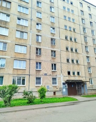Продам трехкомнатную (3-комн.) квартиру, Красноармейская ул, 4, Тихвин г