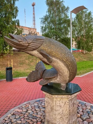 Продам трехкомнатную (3-комн.) квартиру, Красноармейская ул, 4, Тихвин г