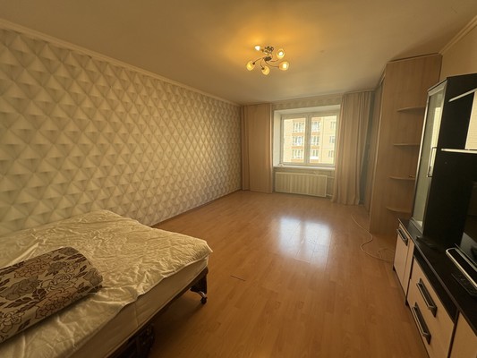 Продам двухкомнатную (2-комн.) квартиру, Чистопольская ул, 66, Казань г